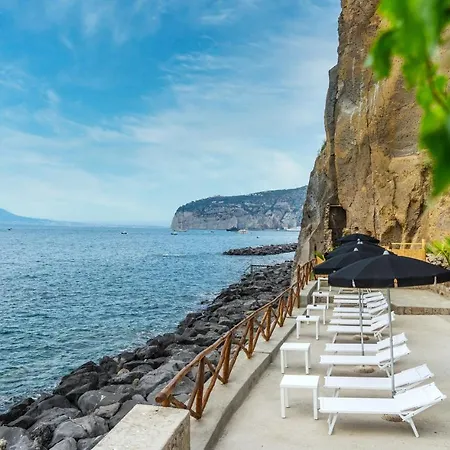 Готель Lorelei Londres