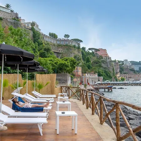 מלון Lorelei Londres 5*