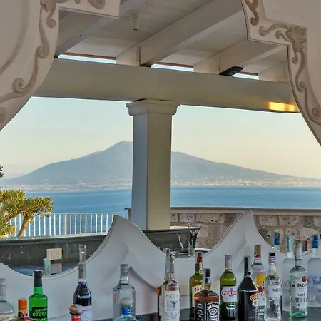 Готель Lorelei Londres 5*